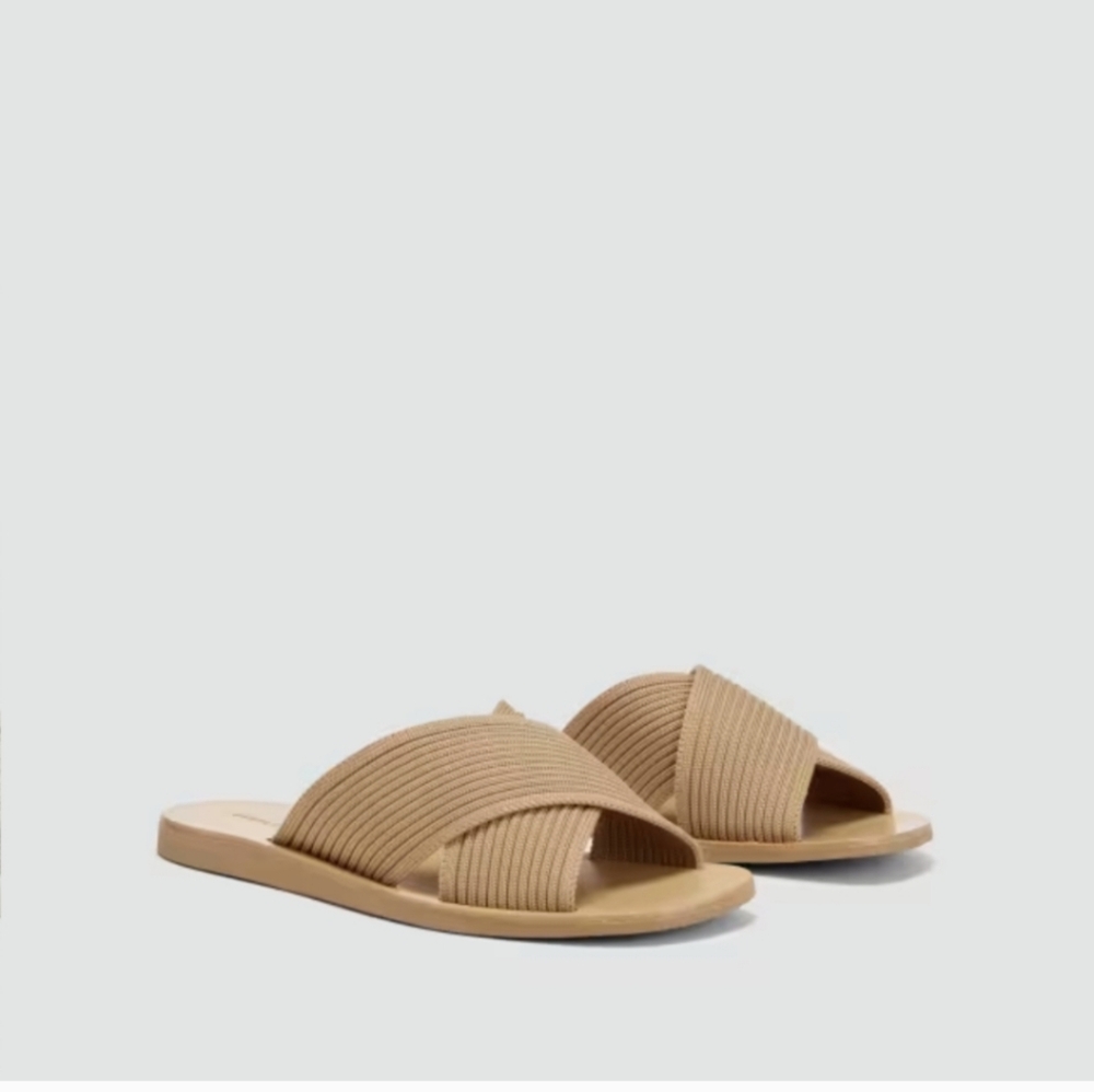 🆕 EVERLANE The Day Crossover Sandal - Picture 3 of 13